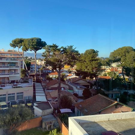 Coquet Logement Front De Mer Cagnes-sur-Mer Exteriér fotografie